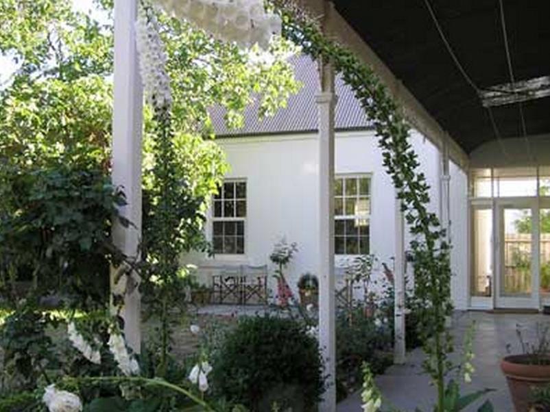 Camellia Cottage Bed & Breakfast Scotsburn Exteriör bild